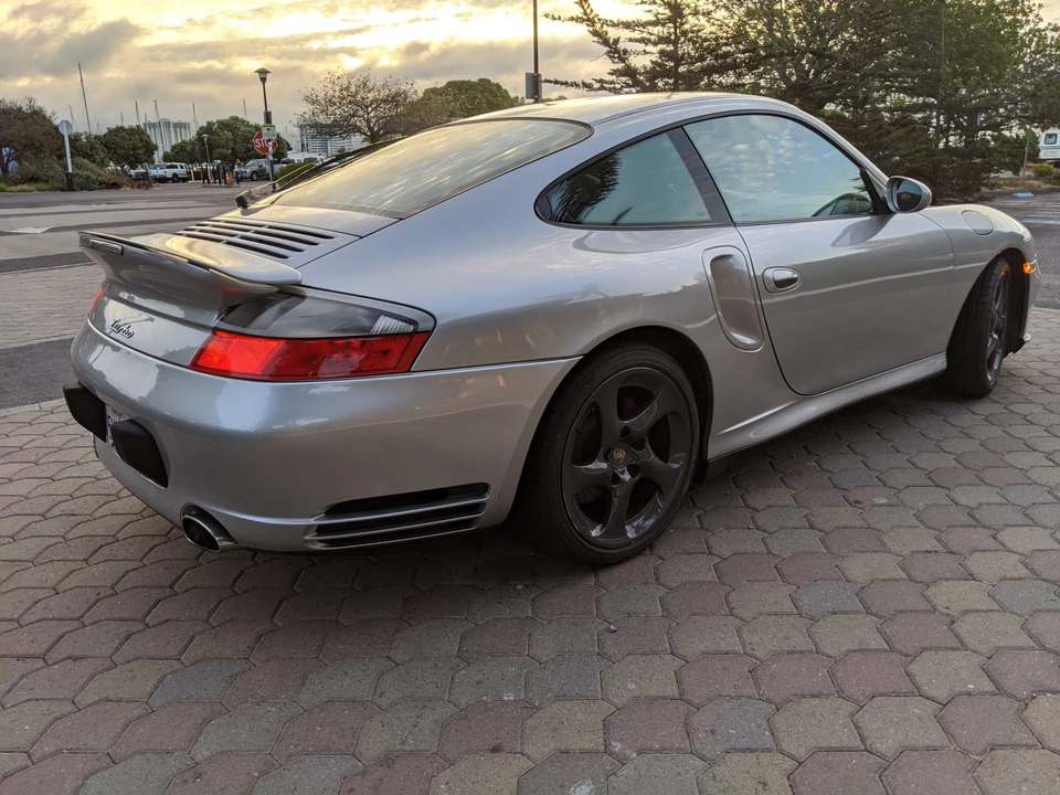 2001 Porsche 996 Turbo - Image 11 of 31