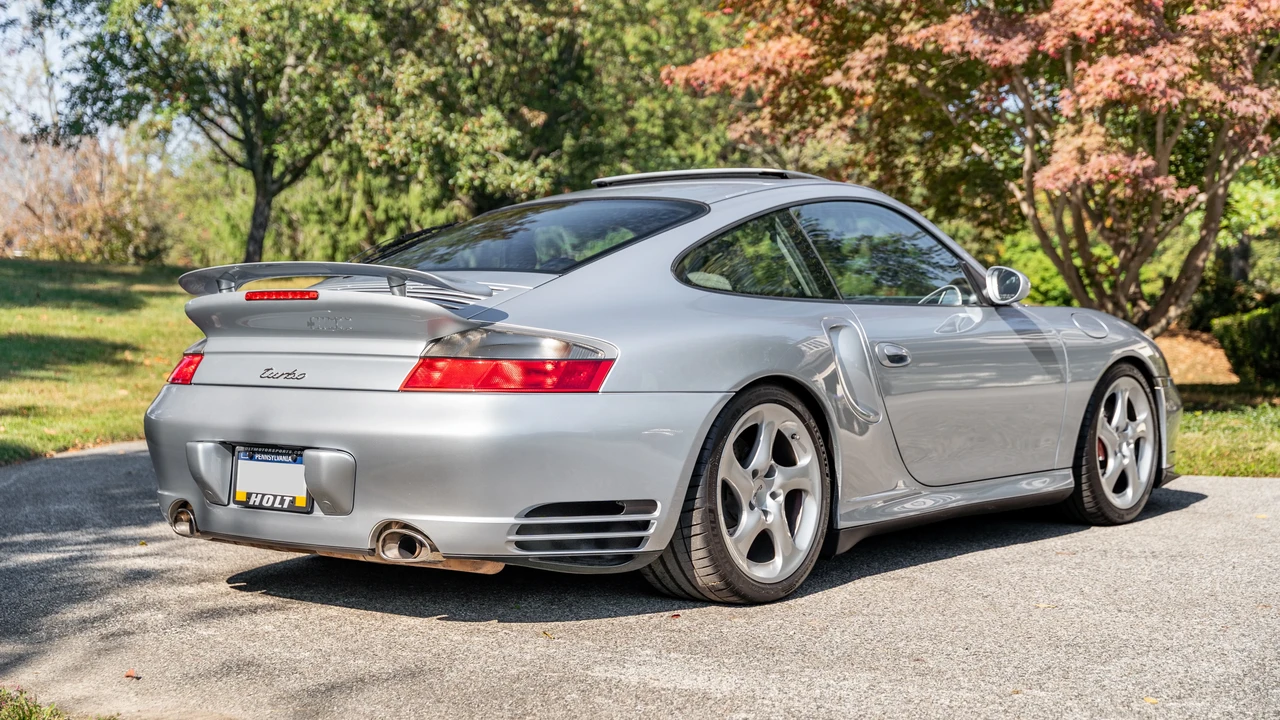2001 Porsche 996 Turbo - Image 6 of 31