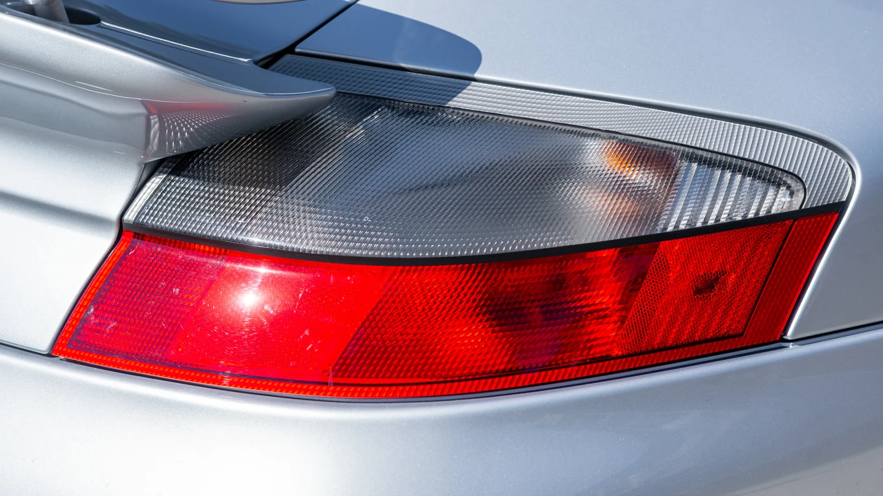 2001 Porsche 996 Turbo - Image 19 of 31