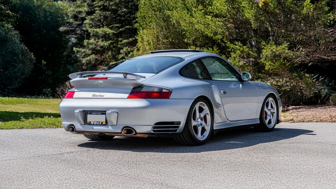 2001 Porsche 996 Turbo - Image 12 of 31