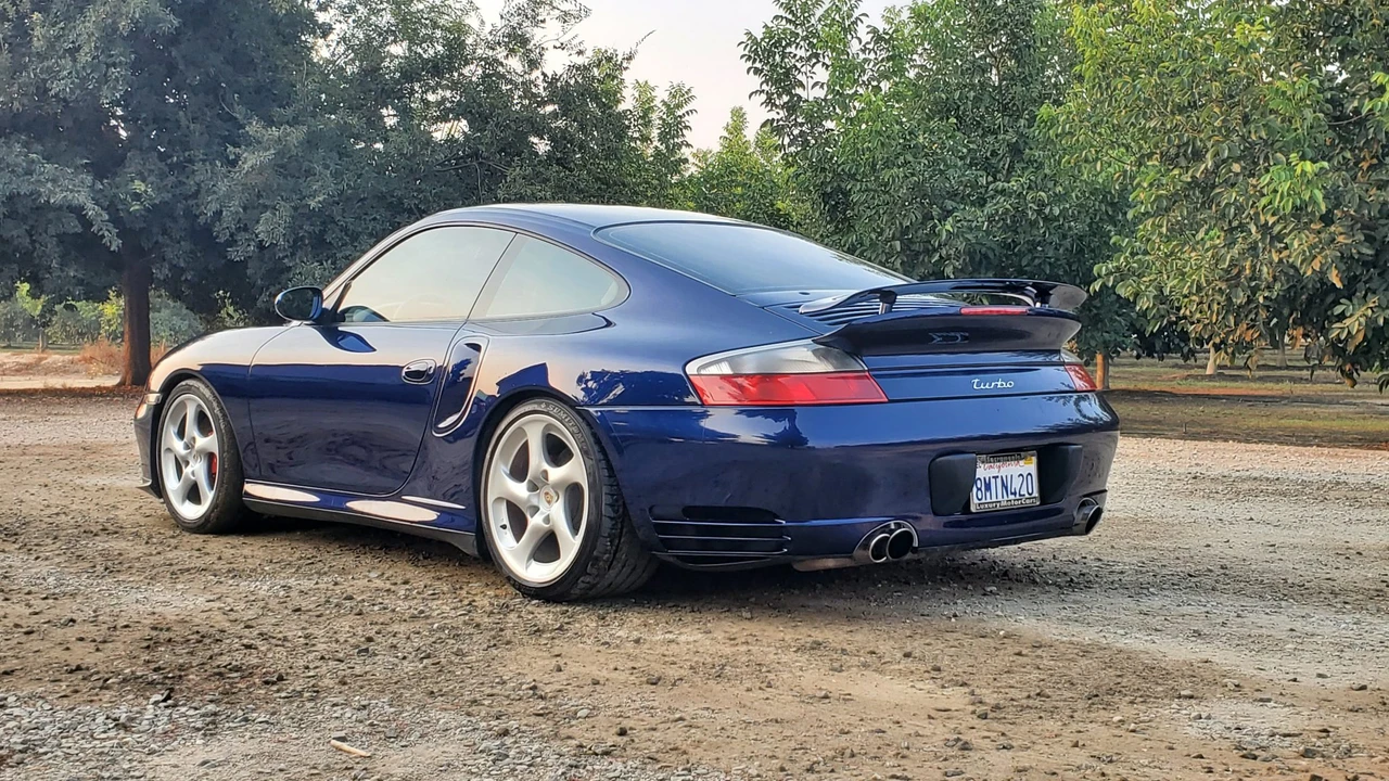 2001 Porsche 996 Turbo - Image 9 of 31