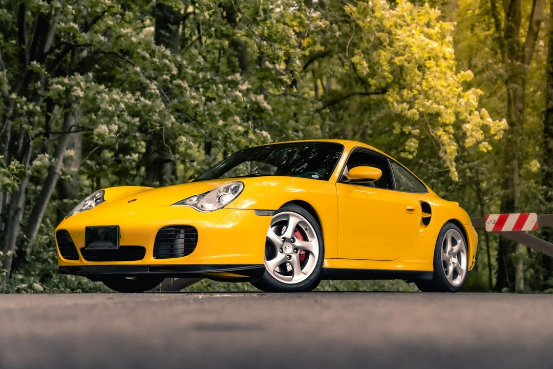 2001 Porsche 996 Turbo - Image 30 of 31