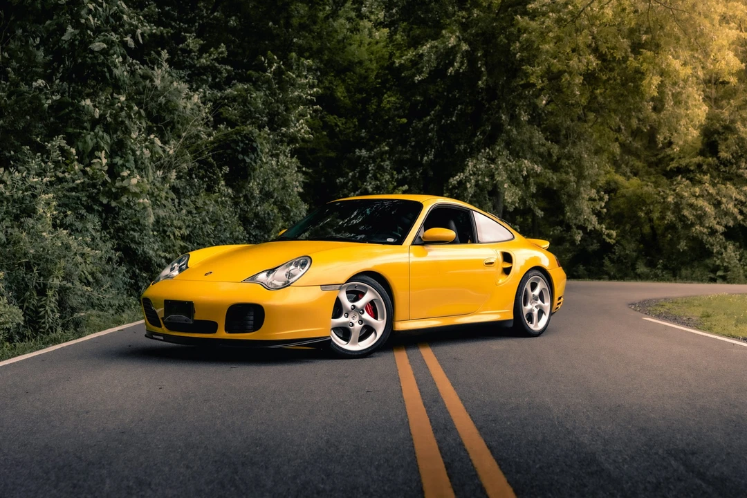 2001 Porsche 996 Turbo - Image 28 of 31