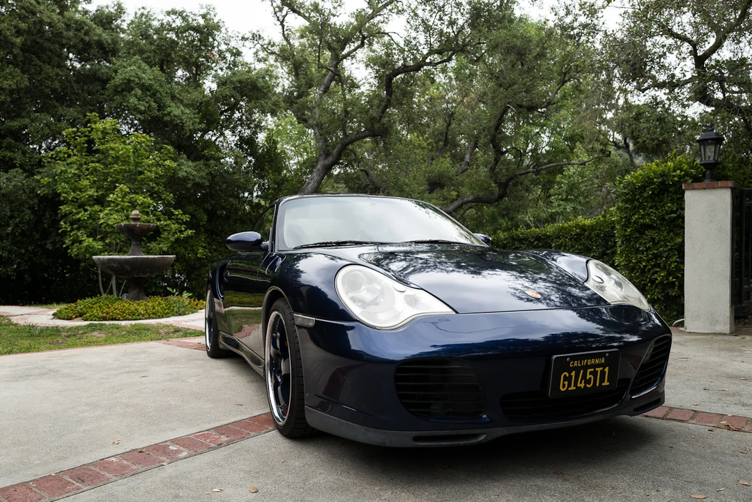 2001 Porsche 996 Turbo - Image 12 of 31