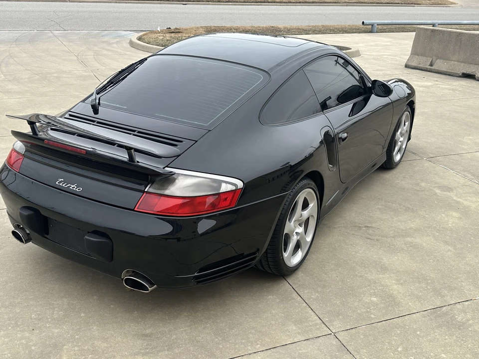 2001 Porsche 996 Turbo - Image 16 of 31