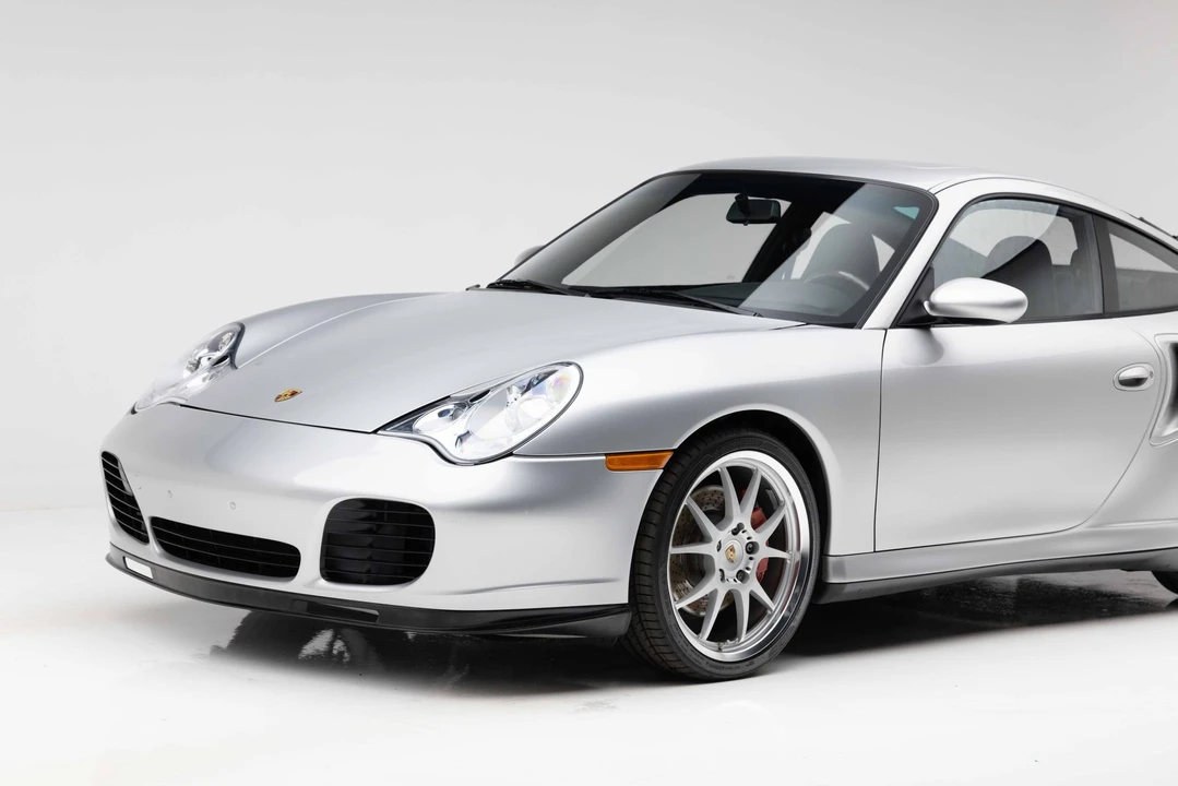 2001 Porsche 996 Turbo - Image 12 of 31