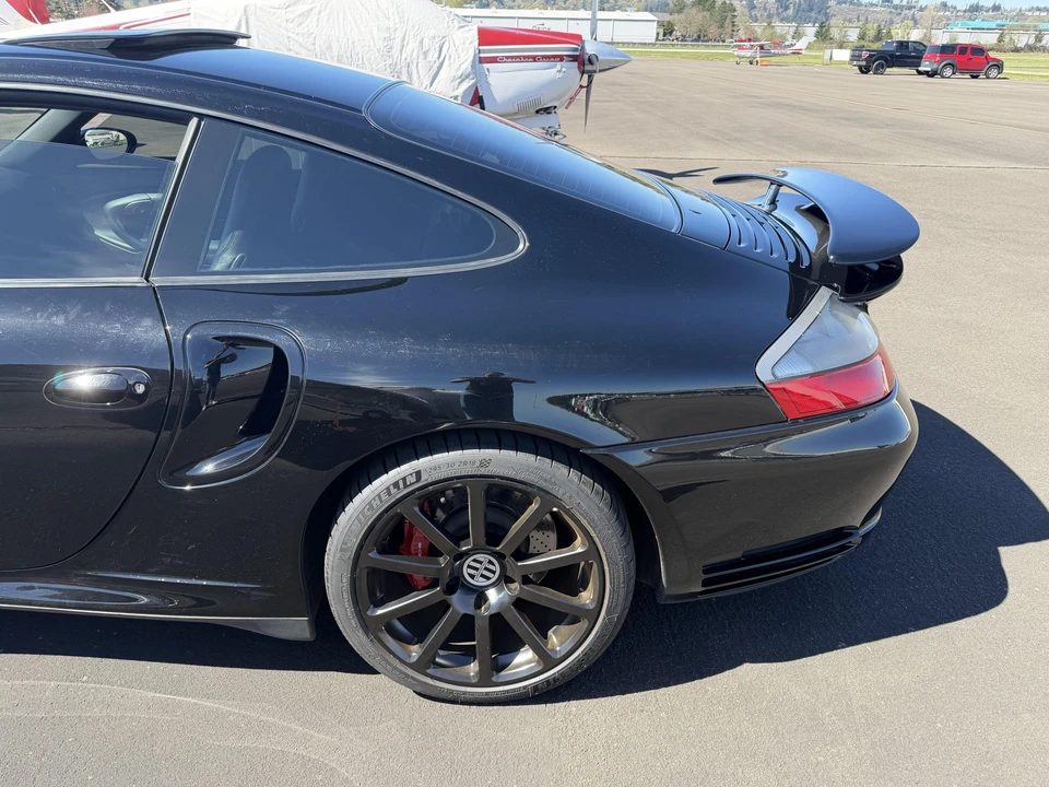 2001 Porsche 996 Turbo - Image 28 of 31