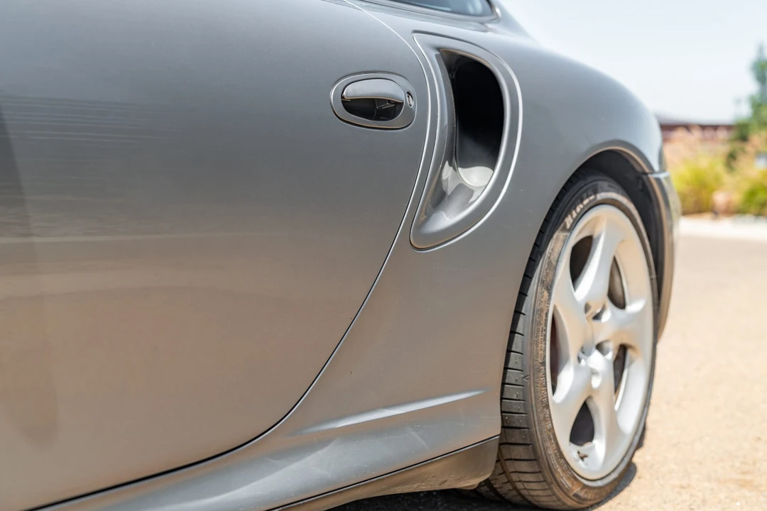 2001 Porsche 996 Turbo - Image 30 of 31