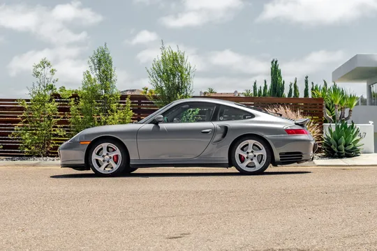 2001 Porsche 996 Turbo - Image 4 of 31