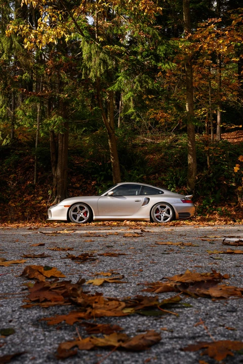 2001 Porsche 996 Turbo - Image 9 of 31