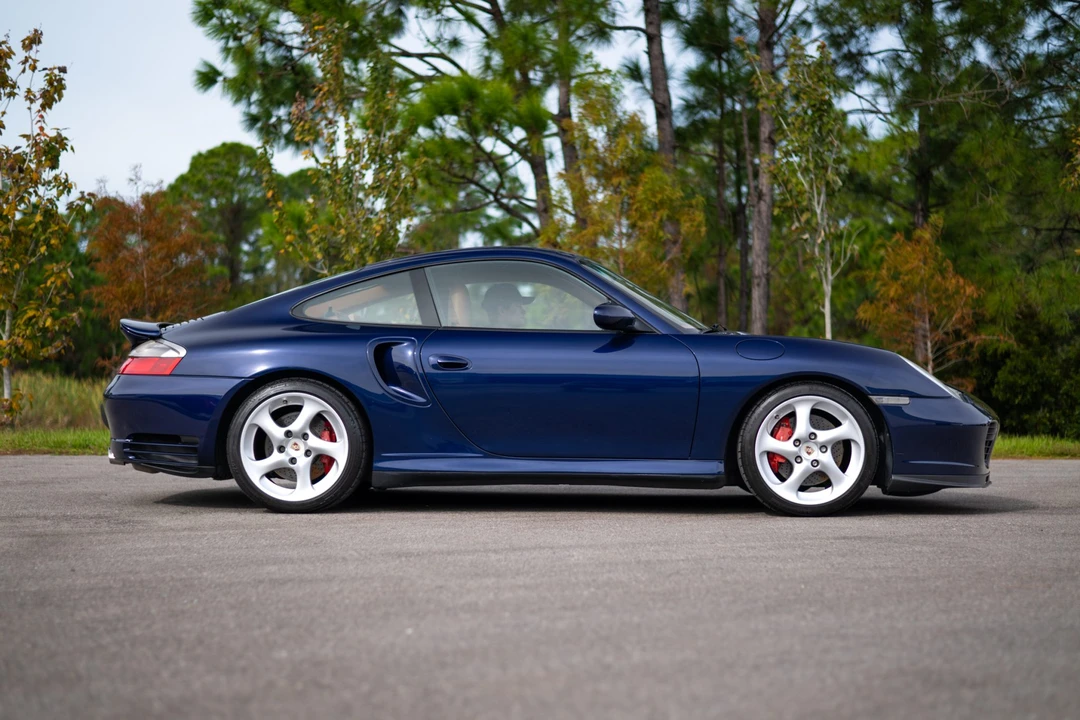 2001 Porsche 996 Turbo - Image 23 of 31