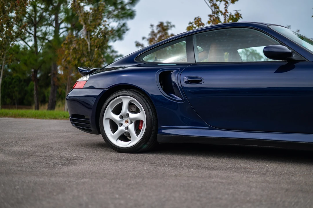 2001 Porsche 996 Turbo - Image 30 of 31