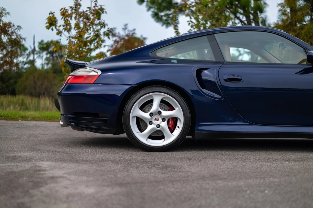 2001 Porsche 996 Turbo - Image 28 of 31