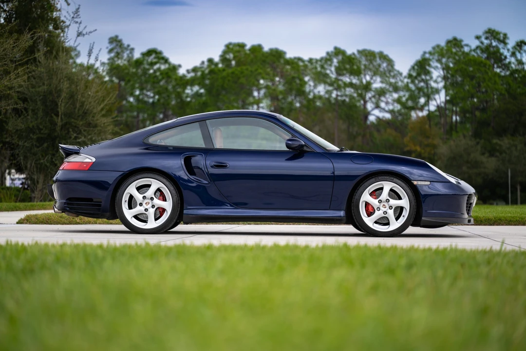 2001 Porsche 996 Turbo - Image 12 of 31