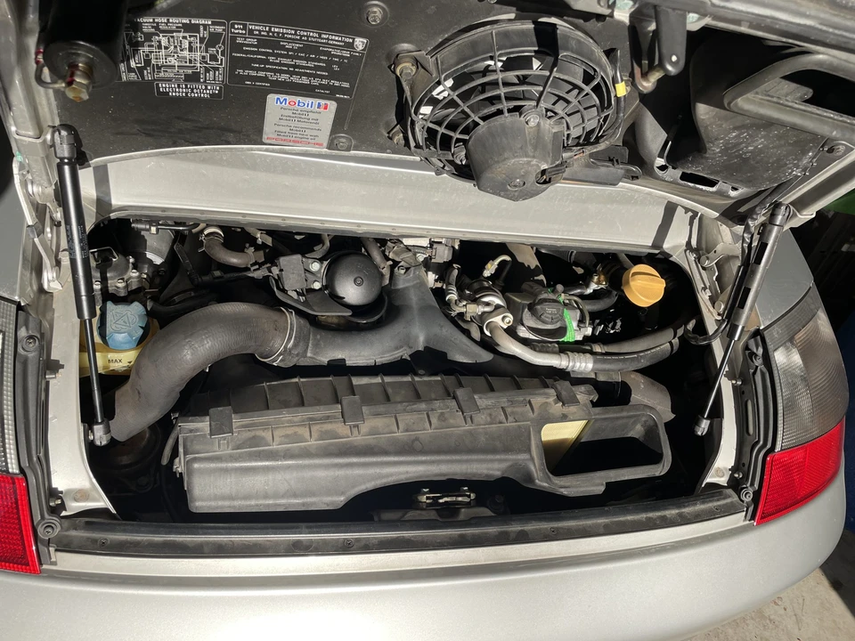 2001 Porsche 996 Turbo - Image 28 of 31