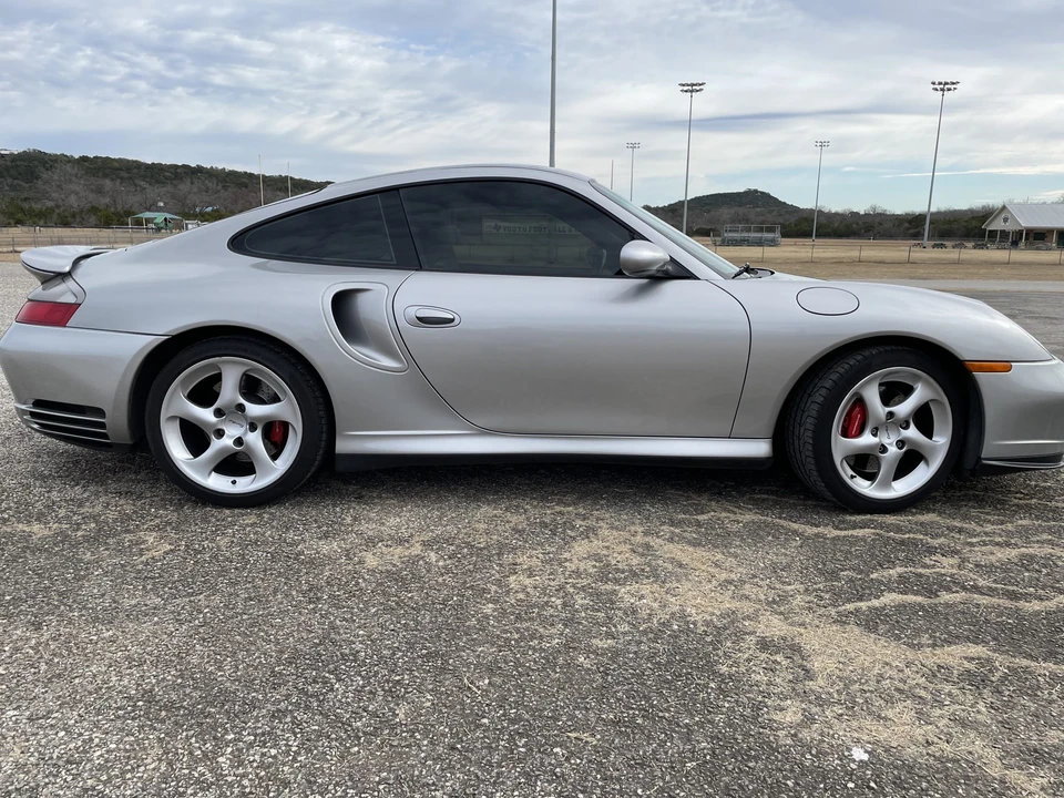 2001 Porsche 996 Turbo - Image 8 of 31