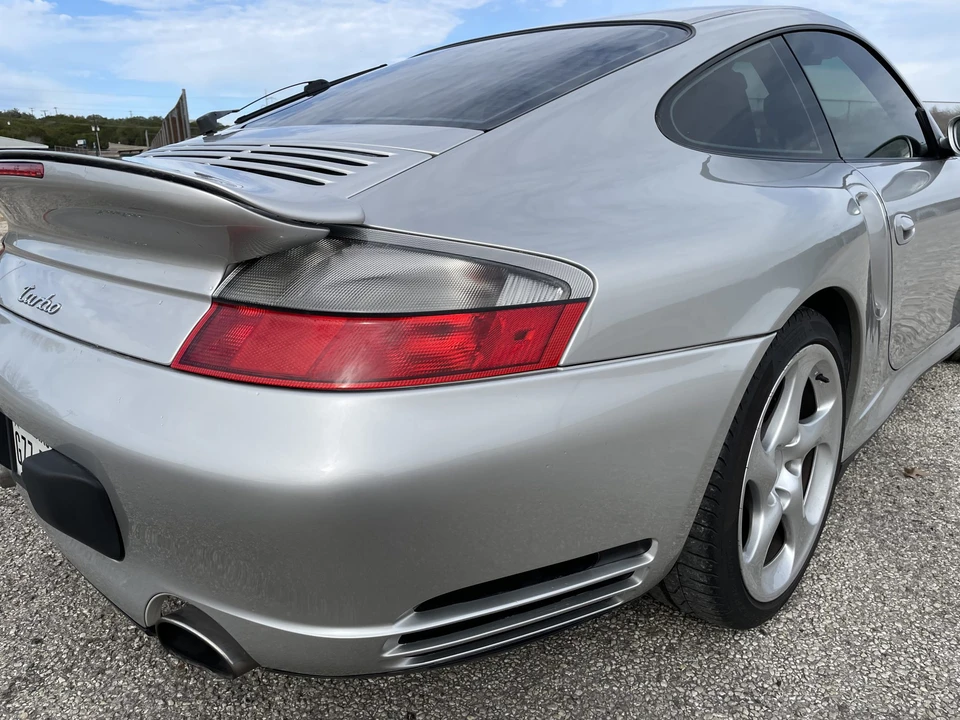 2001 Porsche 996 Turbo - Image 11 of 31