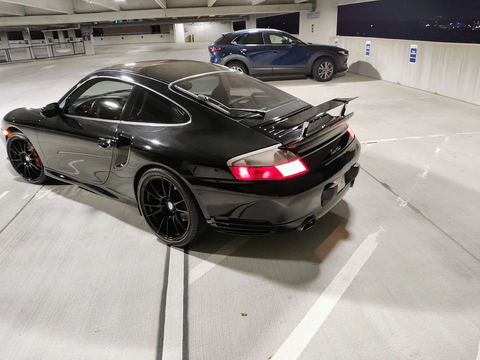 2001 Porsche 996 Turbo - Image 11 of 31