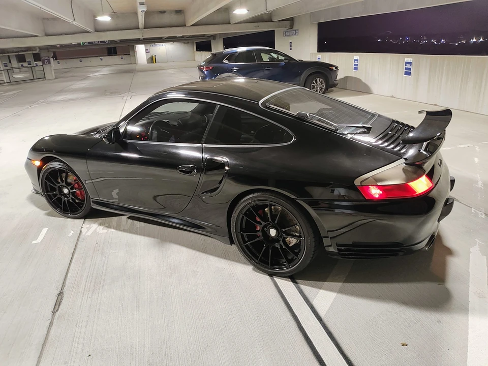 2001 Porsche 996 Turbo - Image 12 of 31