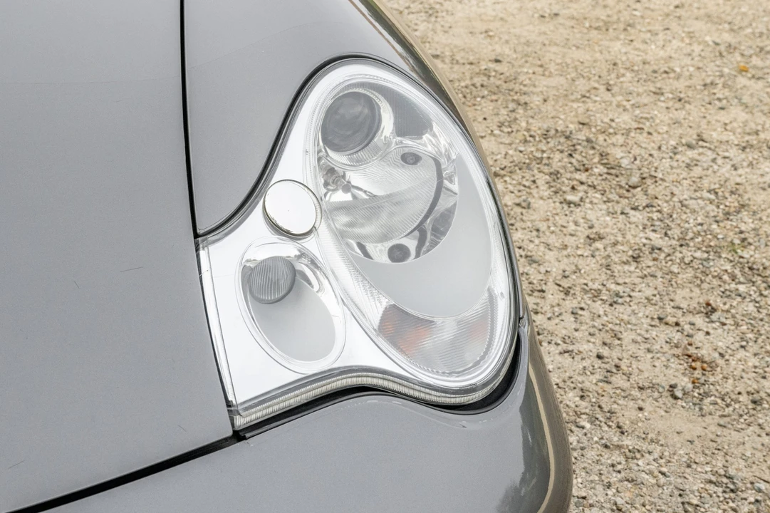 2001 Porsche 996 Turbo - Image 17 of 31