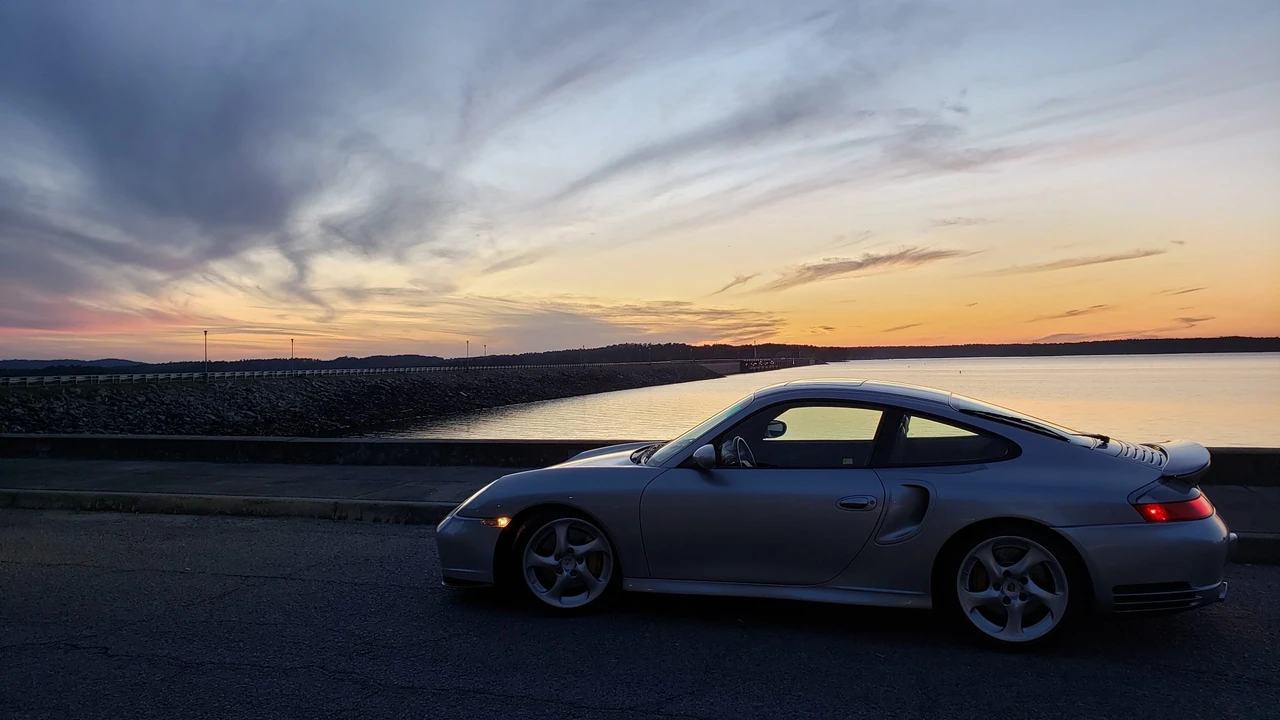 2001 Porsche 996 Turbo - Image 27 of 31