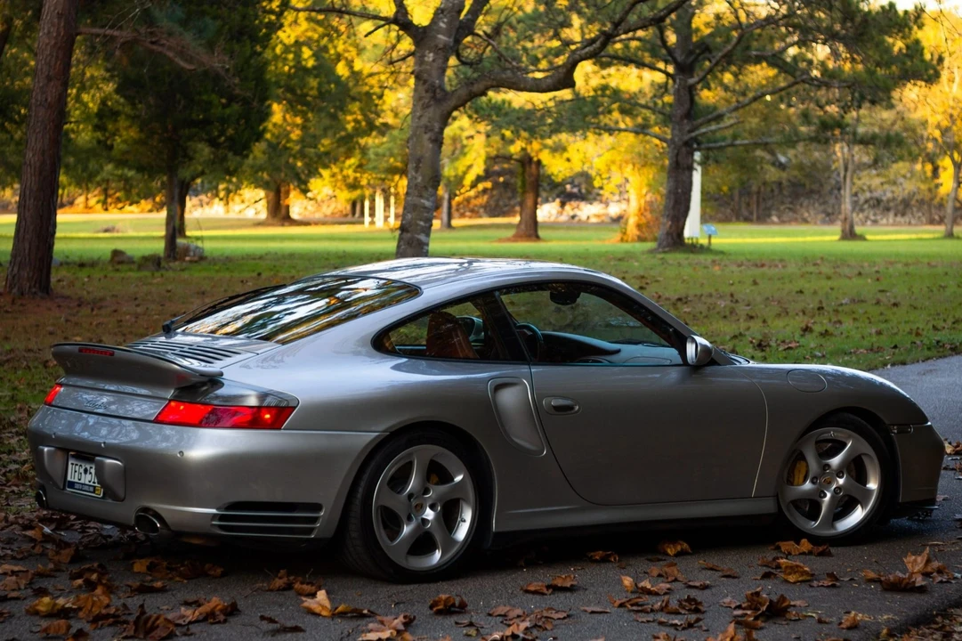 2001 Porsche 996 Turbo - Image 5 of 31
