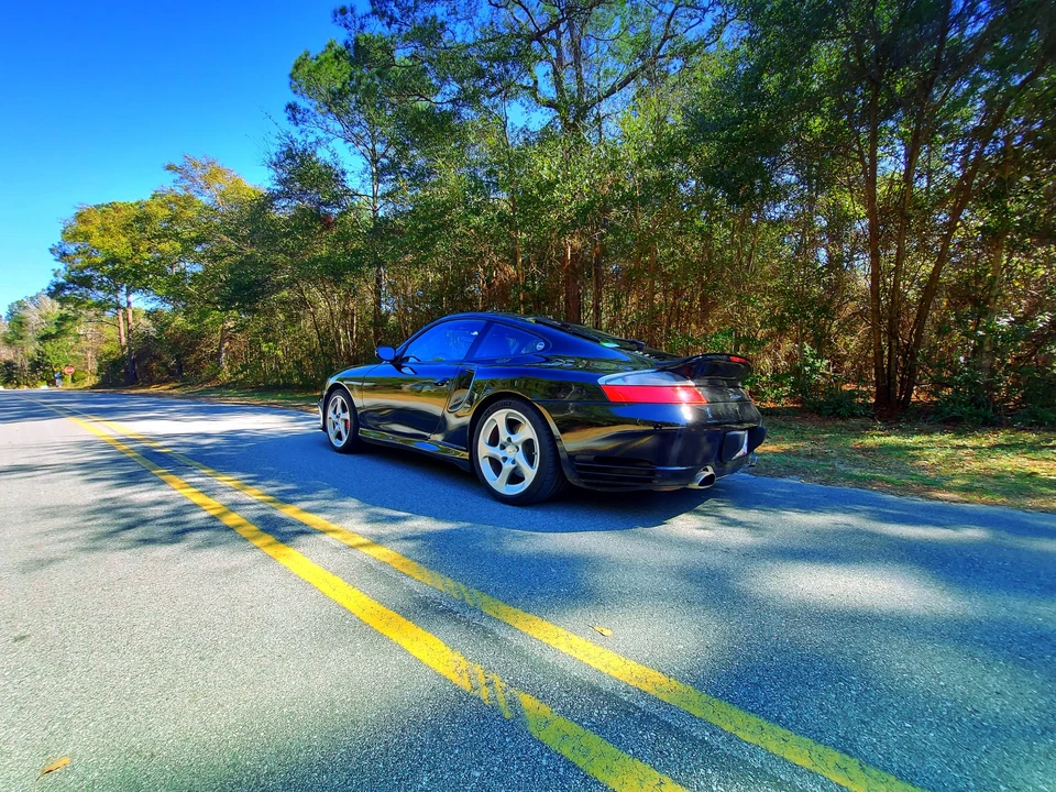 2001 Porsche 996 Turbo - Image 8 of 31