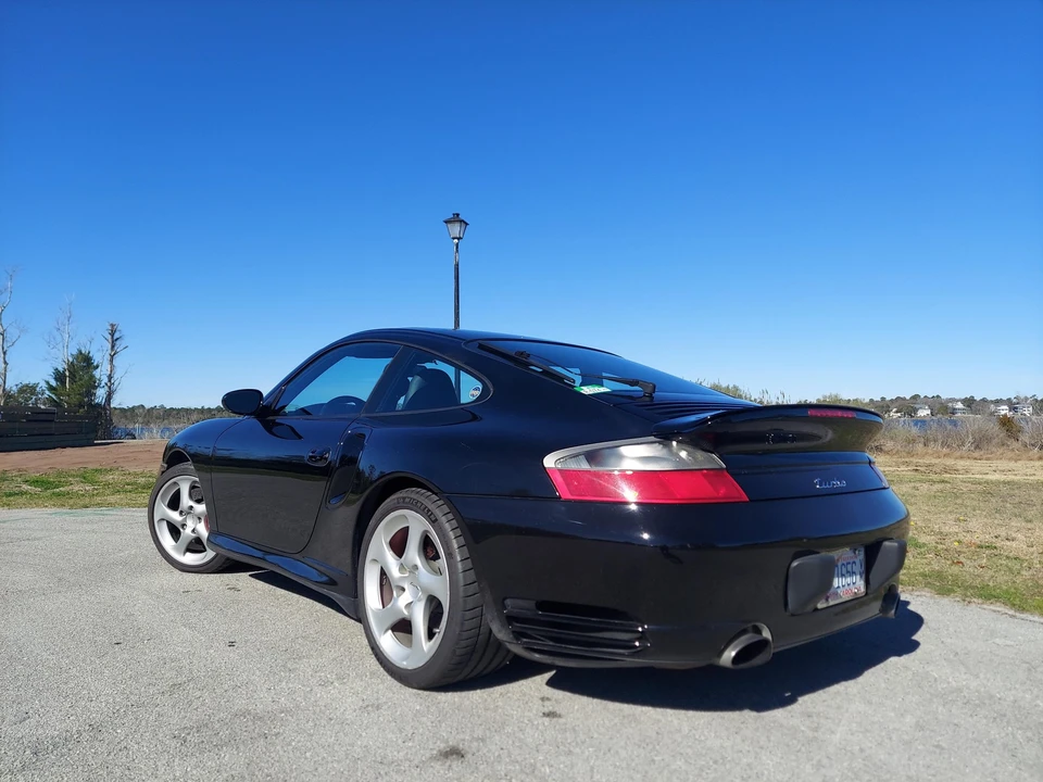 2001 Porsche 996 Turbo - Image 9 of 31