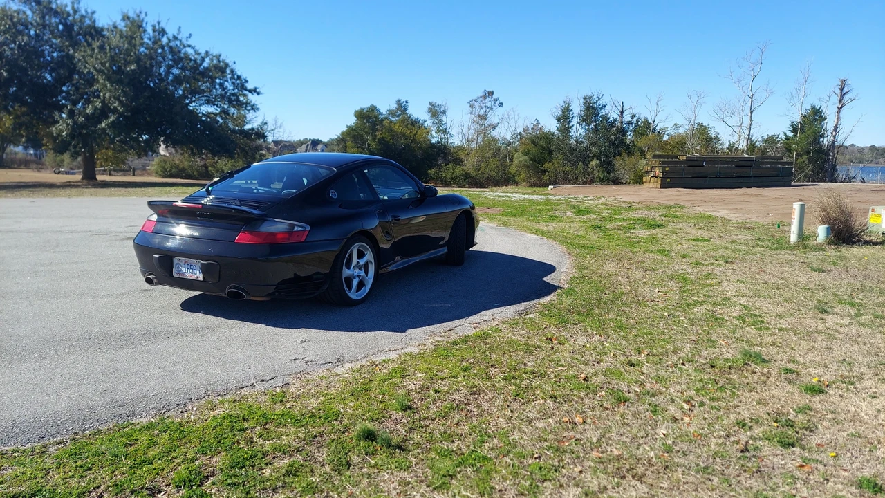 2001 Porsche 996 Turbo - Image 17 of 31