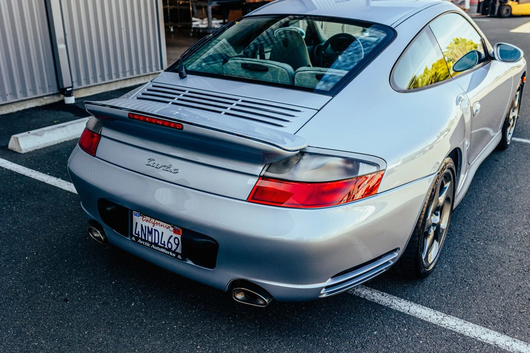 2001 Porsche 996 Turbo - Image 30 of 31