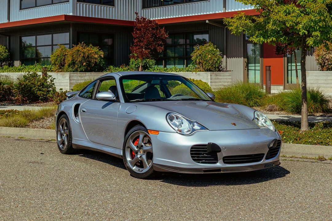 2001 Porsche 996 Turbo - Image 12 of 31