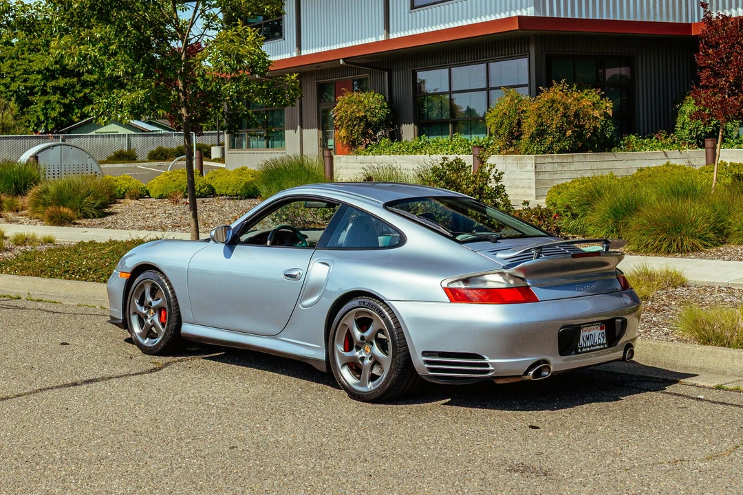 2001 Porsche 996 Turbo - Image 5 of 31