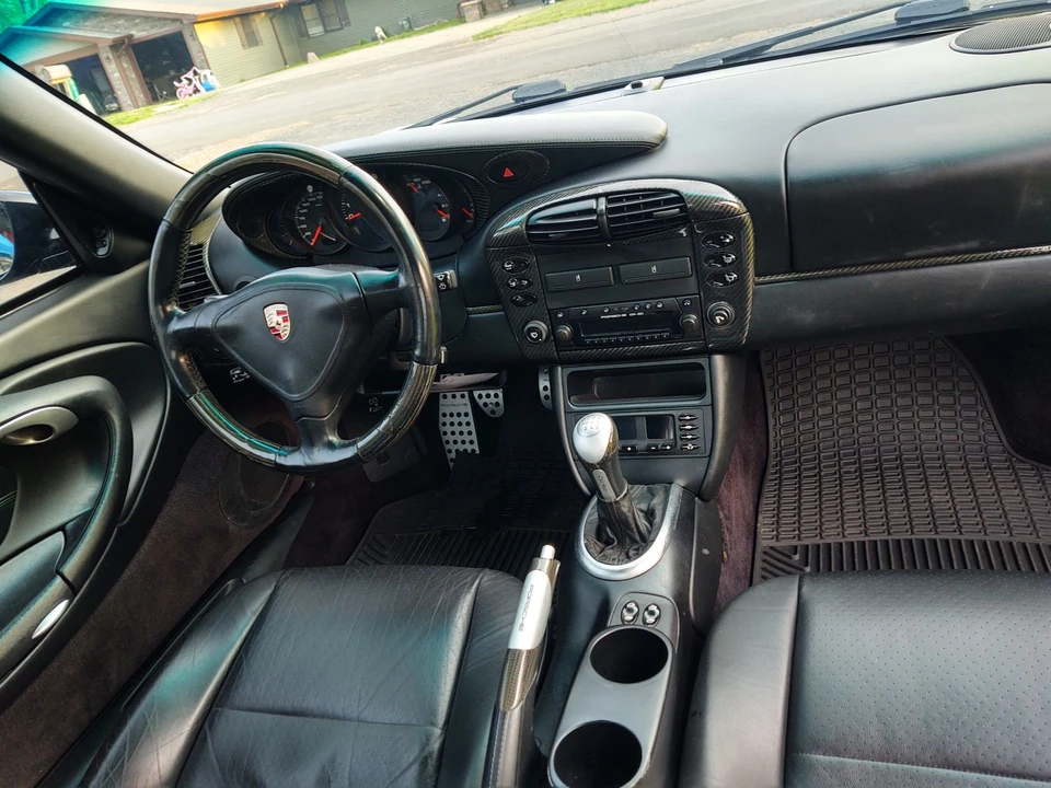 2001 Porsche 996 Turbo - Image 28 of 31