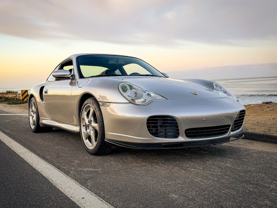 2001 Porsche 996 Turbo - Image 14 of 31
