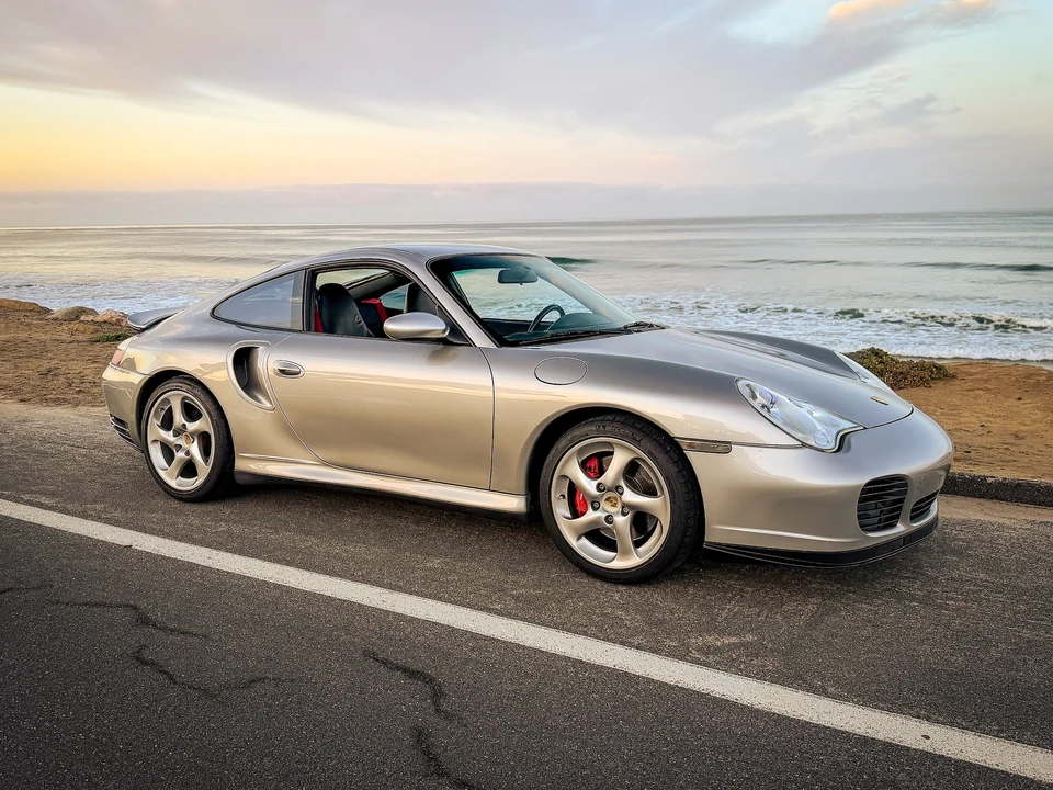 2001 Porsche 996 Turbo - Image 15 of 31