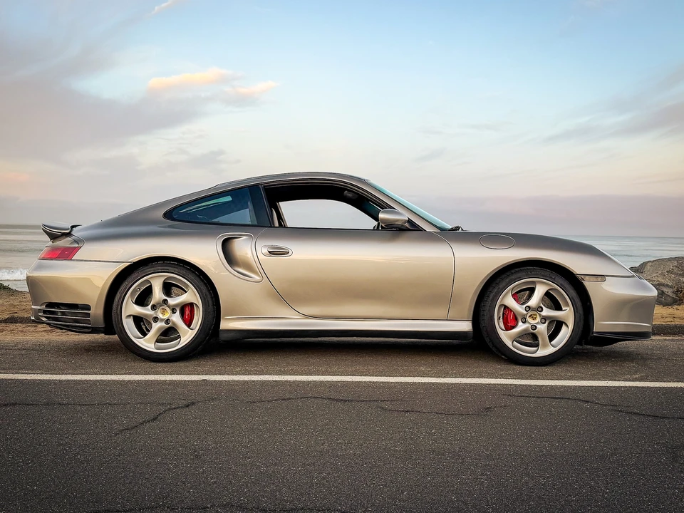 2001 Porsche 996 Turbo - Image 20 of 31