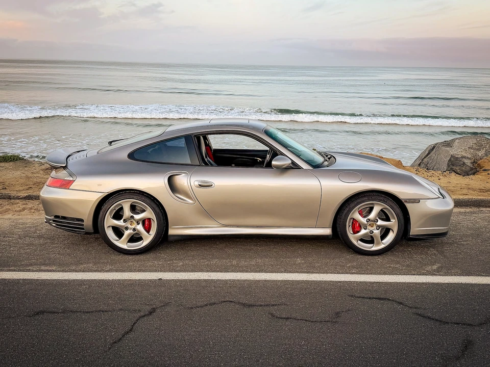 2001 Porsche 996 Turbo - Image 17 of 31