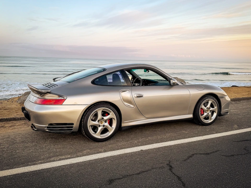 2001 Porsche 996 Turbo - Image 22 of 31