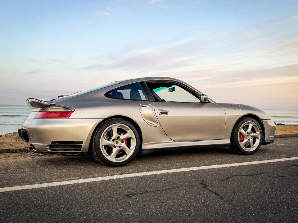 2001 Porsche 996 Turbo - Image 23 of 31