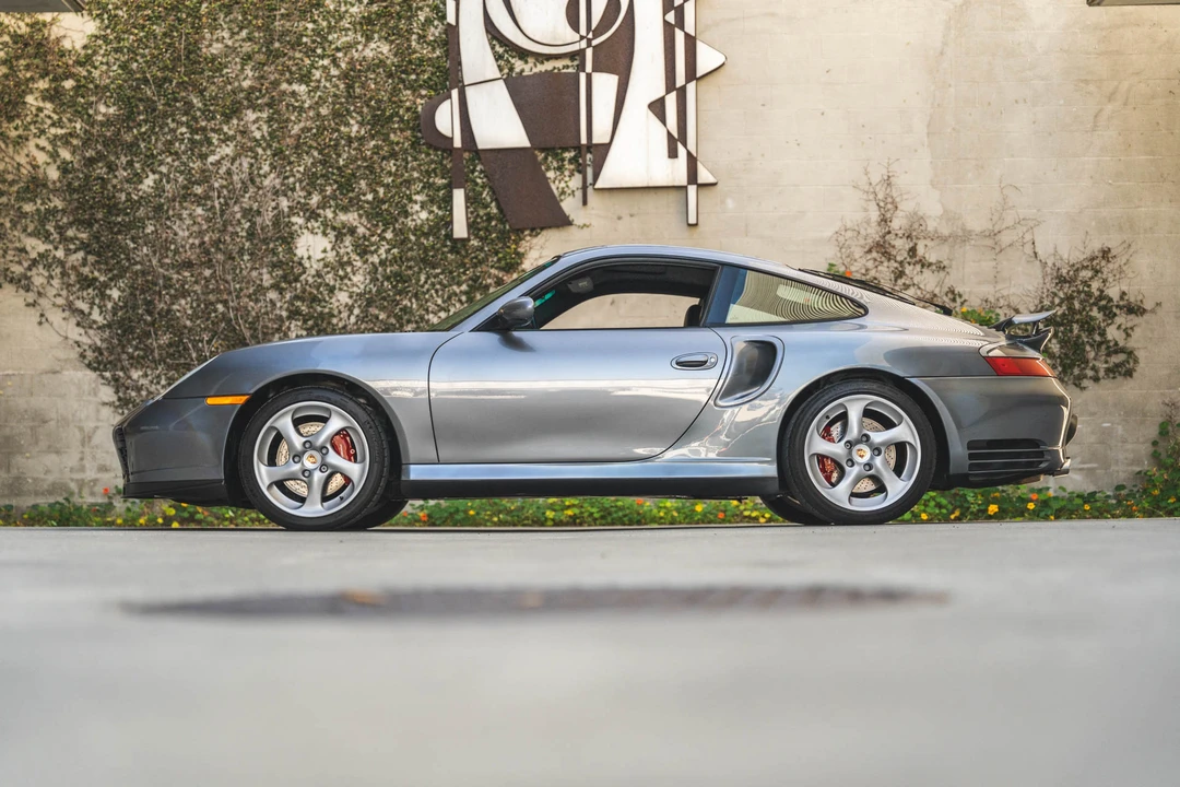 2001 Porsche 996 Turbo - Image 7 of 31