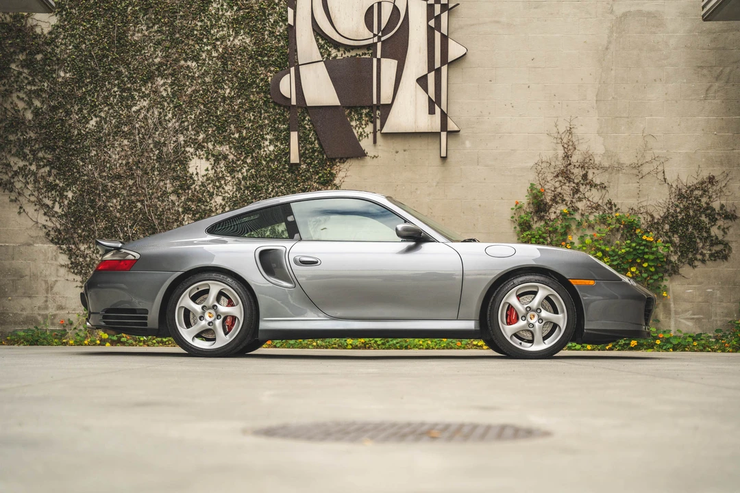2001 Porsche 996 Turbo - Image 23 of 31