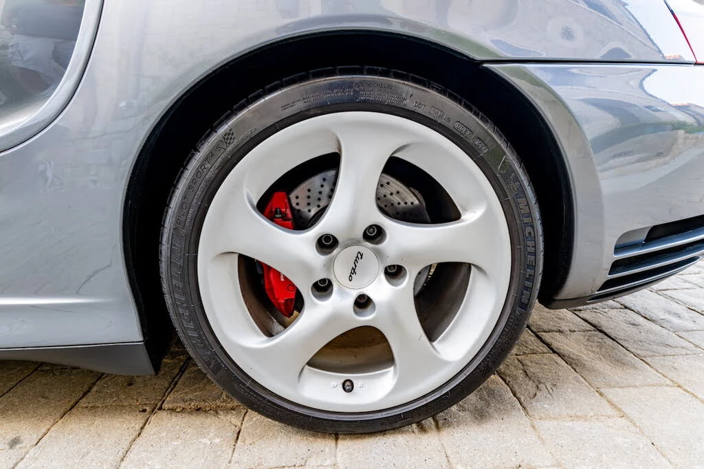 2001 Porsche 996 Turbo - Image 26 of 31