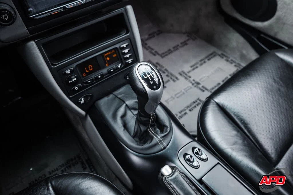 2001 Porsche 996 Turbo - Image 13 of 31
