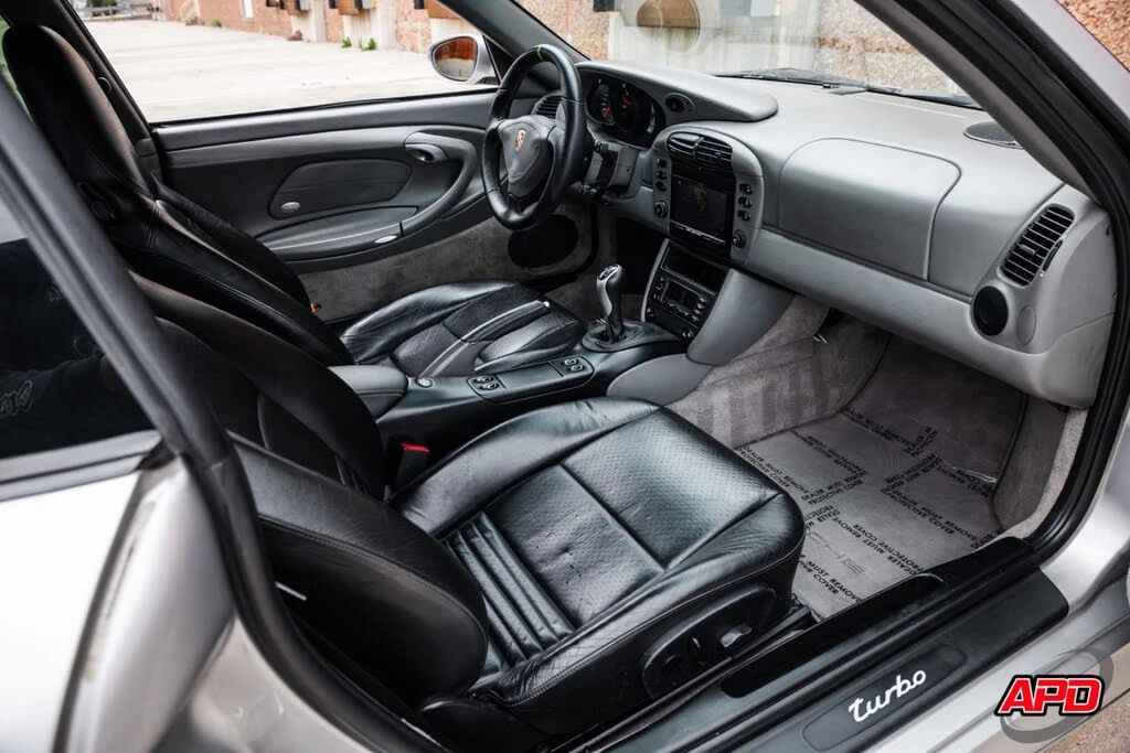 2001 Porsche 996 Turbo - Image 19 of 31