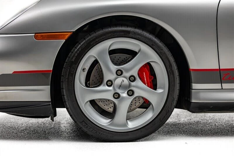 2001 Porsche 996 Turbo - Image 11 of 31