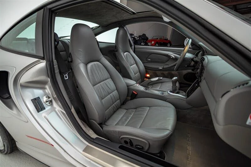 2001 Porsche 996 Turbo - Image 24 of 31