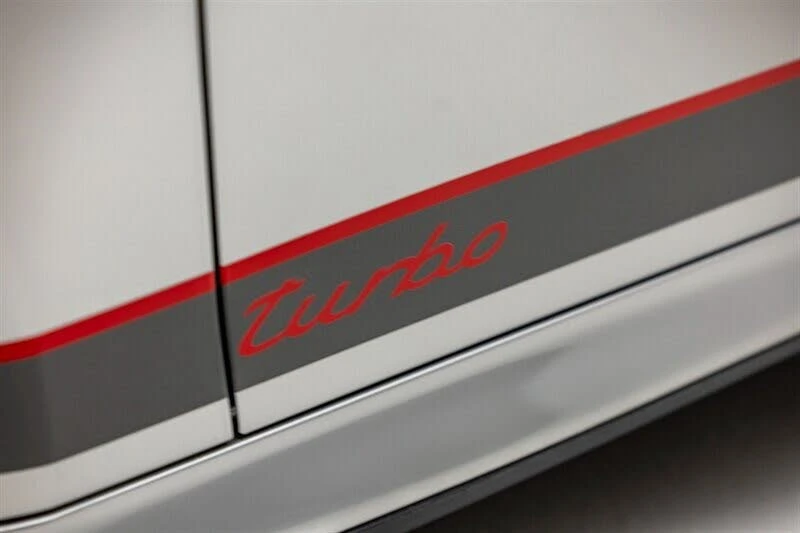 2001 Porsche 996 Turbo - Image 12 of 31