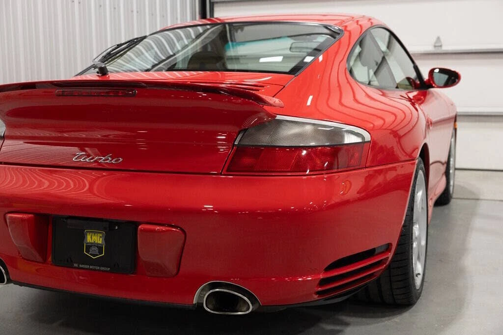 2001 Porsche 996 Turbo - Image 9 of 31