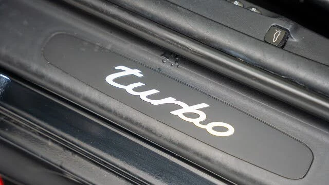 2001 Porsche 996 Turbo - Image 27 of 31