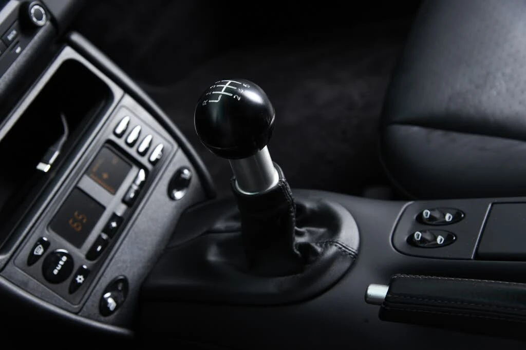 2001 Porsche 996 Turbo - Image 5 of 31